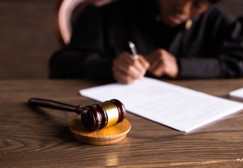 Which Fit Details Do Judges Clock From 12 Feet Away?