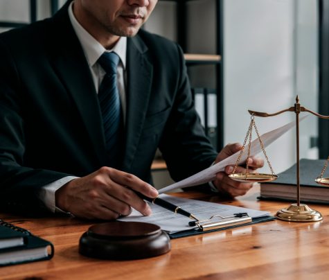 When To Hire A Criminal Lawyer